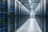 Cloud, On-Premises oder Hybrid: Die passende Infrastruktur hängt von Anforderungen an Sicherheit, Compliance und Flexibilität ab.